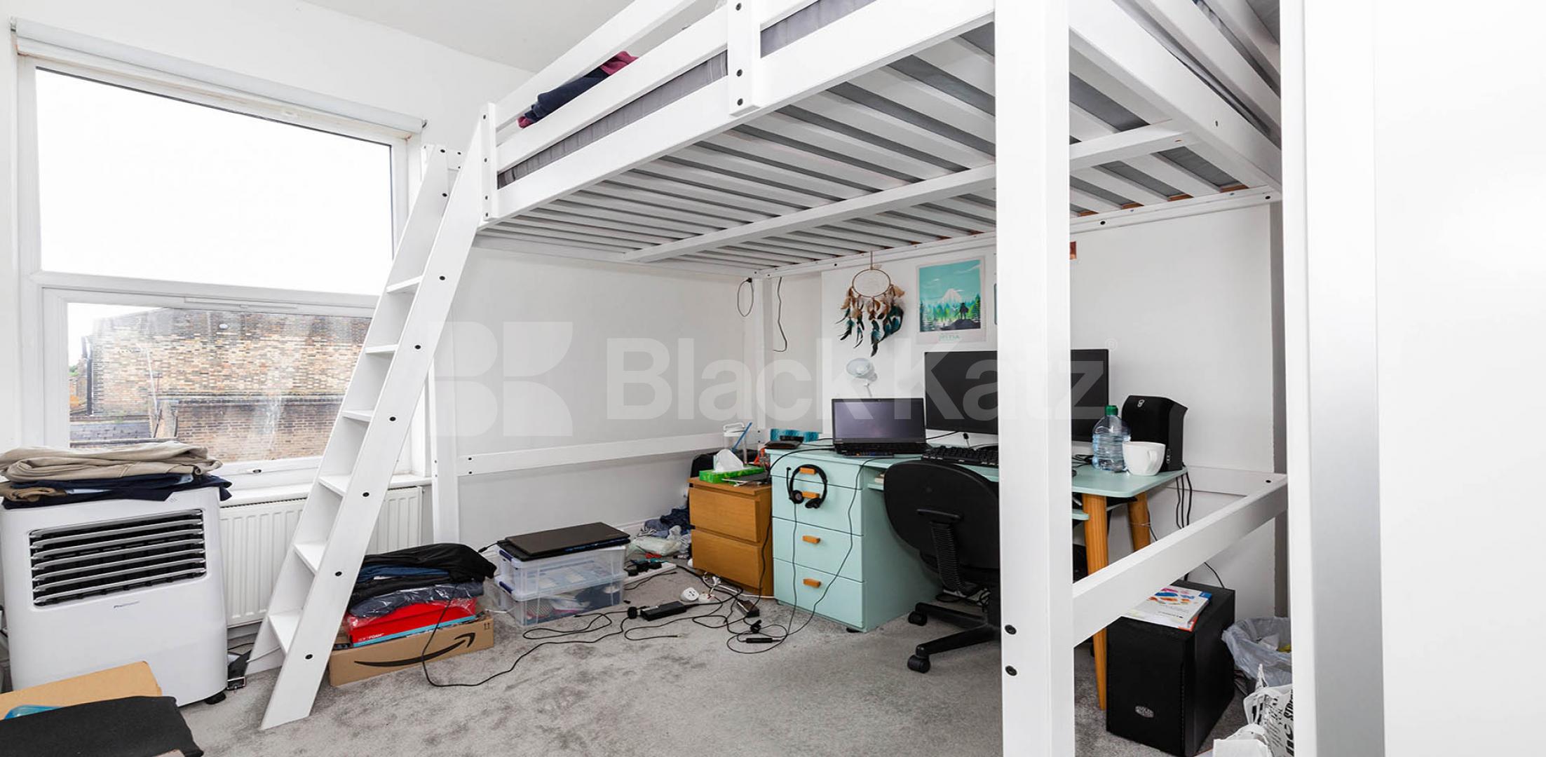 			NEW INSTRUCTION!, 2 Bedroom, 1 bath, 1 reception Flat			 Holloway Road, ARCHWAY